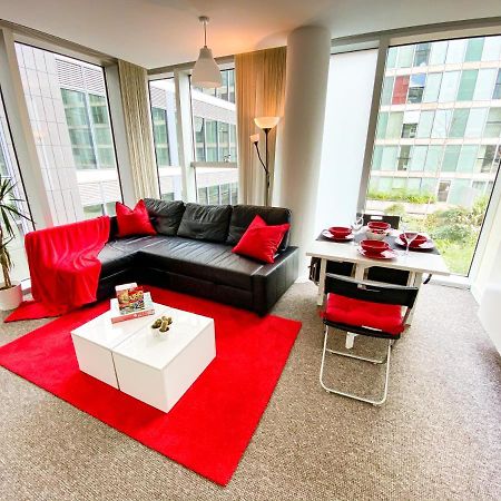 City Centre Apartment - Free Parking, Fast Wifi, Smart Tv With Netflix And Xbox By Yoko Property Milton Keynes Exterior photo